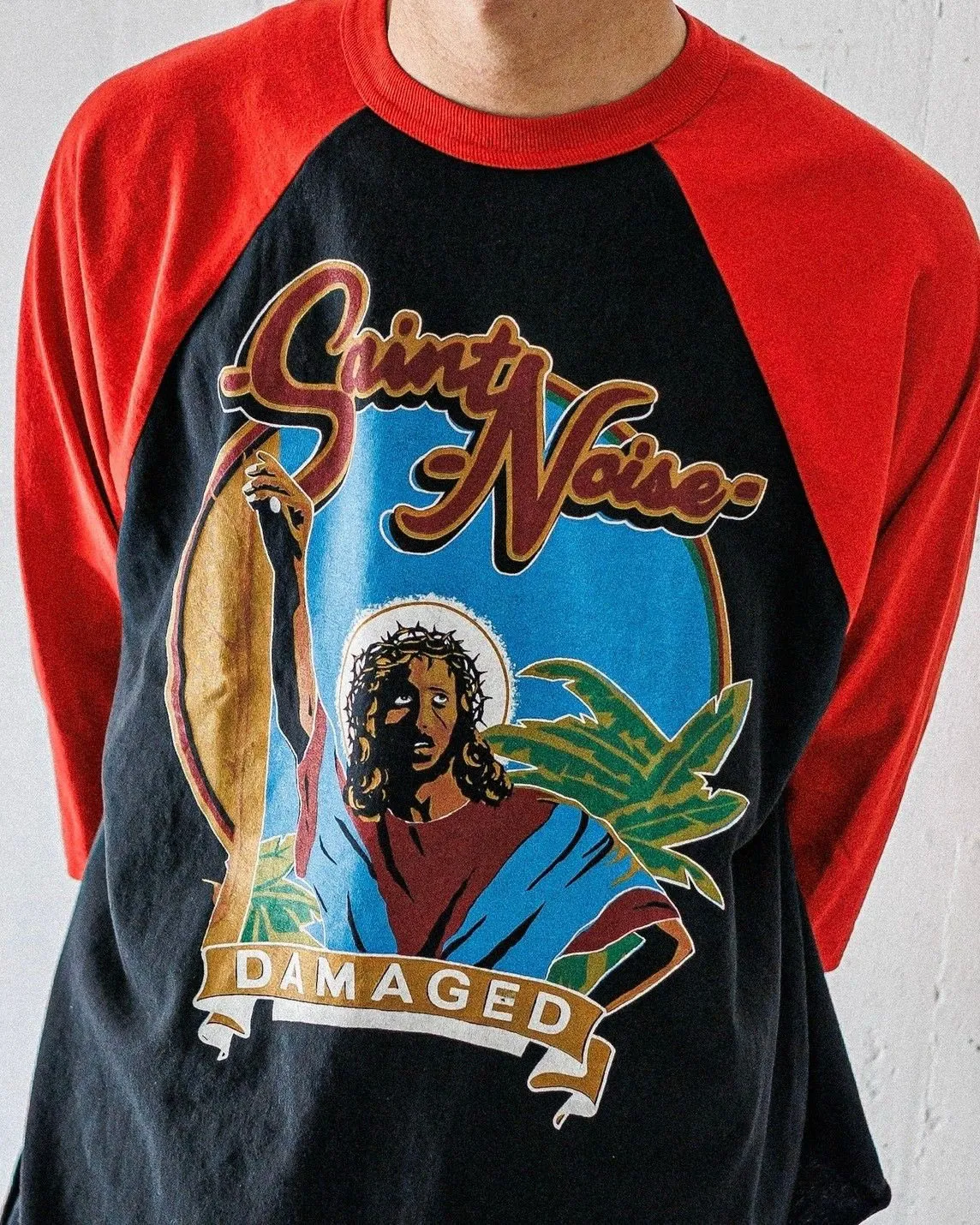 SAINT Mxxxxxx × LASTMAN LM_SS TEE/SNT NOISE/BLK Jesus horn sleeve color block TEE Black and red S-XL LAST MAN co-branded model Customized accessories Completely matched Horn sleeve color block Unlocked design Natural rewinding after washing Unique and handsome Top printing technology Undifferentiated restoration Cylindrical side seam fabric technology Top purchasing level